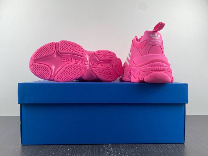 BLCG Sneaker Triple.s.524039 W2FAB9019