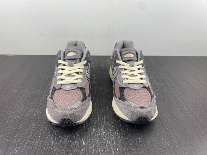 new Ba1an*e 2002r protection pack lunar new year dusty lilac m2002rdy