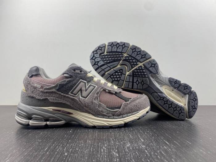 new Ba1an*e 2002r protection pack lunar new year dusty lilac m2002rdy