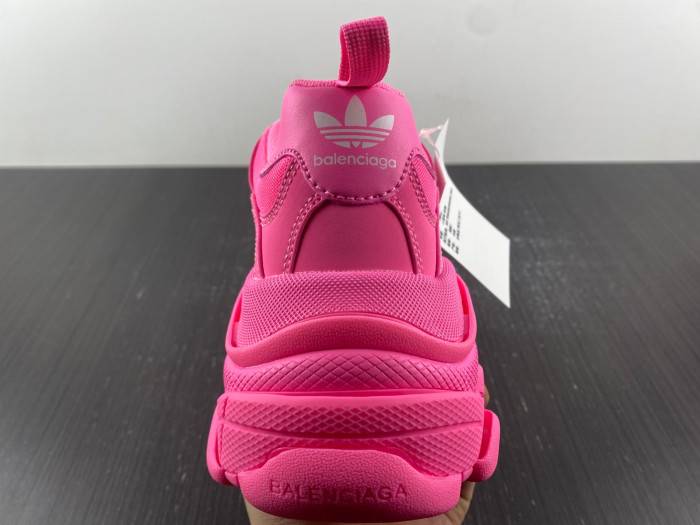 BLCG Sneaker Triple.s.524039 W2FAB9019