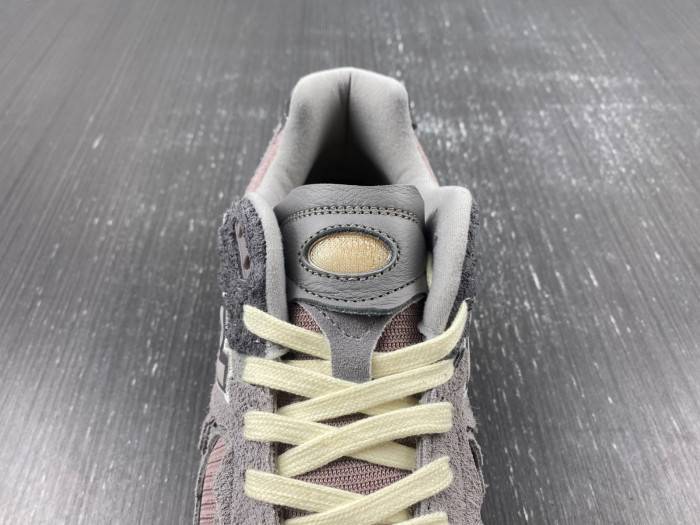 new Ba1an*e 2002r protection pack lunar new year dusty lilac m2002rdy