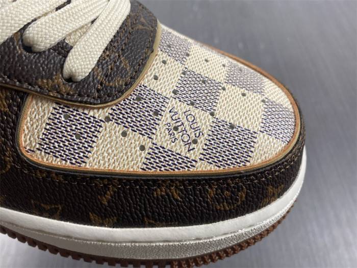 NIKE AIR FORCE1’07 SNEAKERS