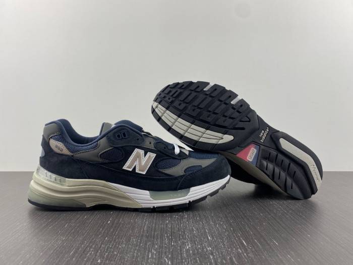 new Ba1an*e 992 navy grey m992gg