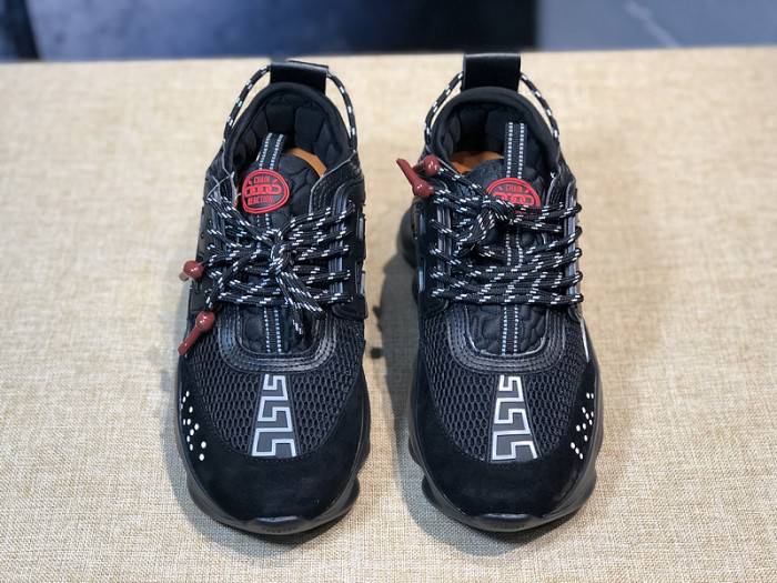 VERS CHAIN REACTION SNEAKERS