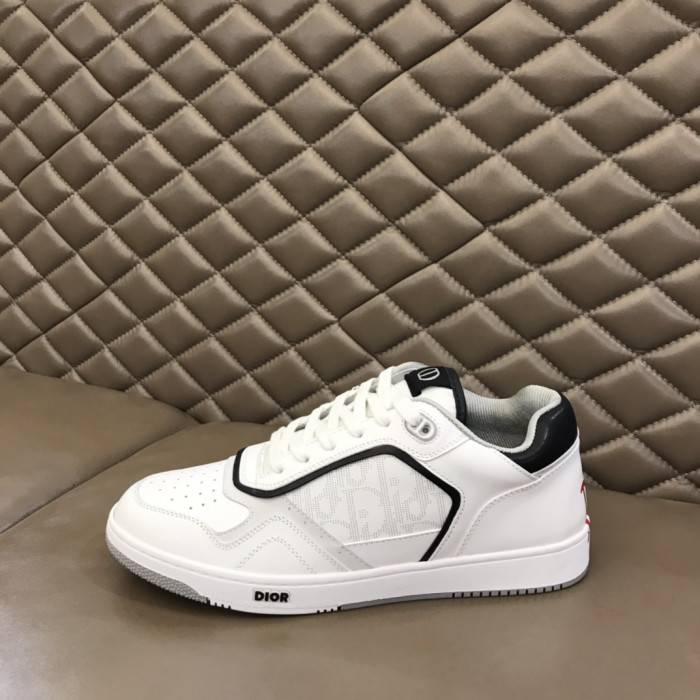 D10R B27 SNEAKER
