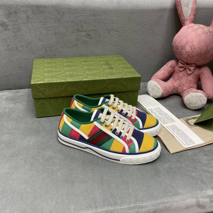 G*u*i sneaker
