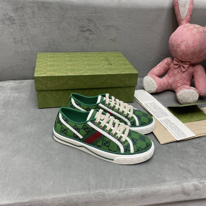 G*u*i sneaker