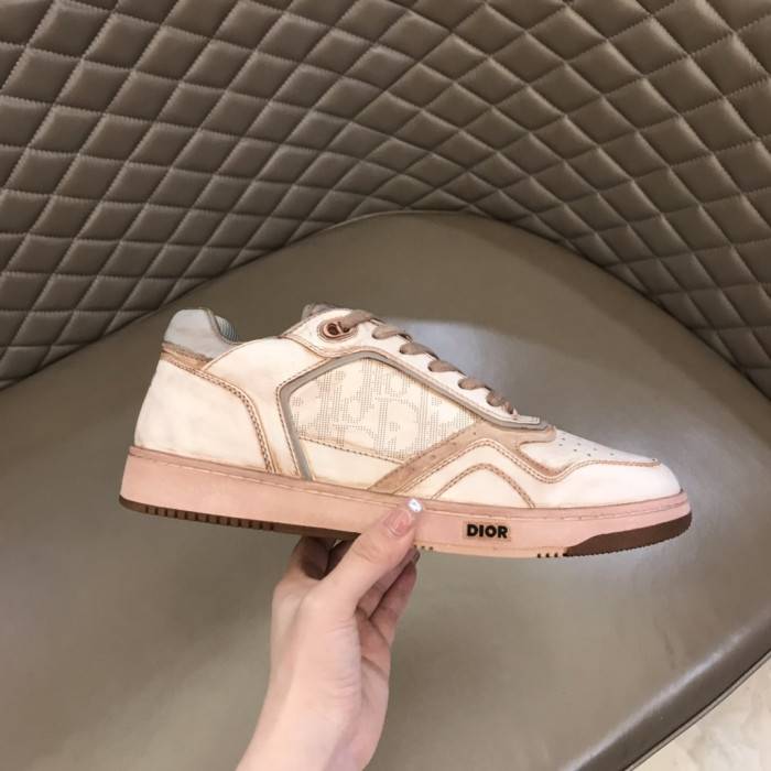 D10R B27 SNEAKER
