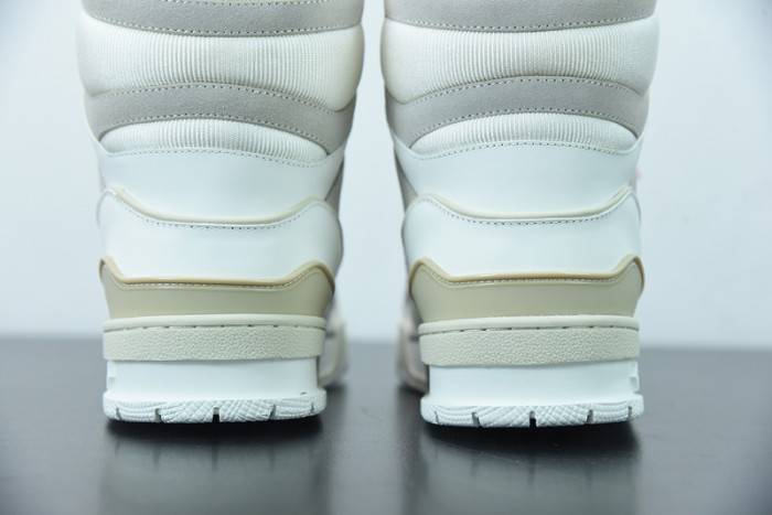 LOUI VUITTO SNEAKER
