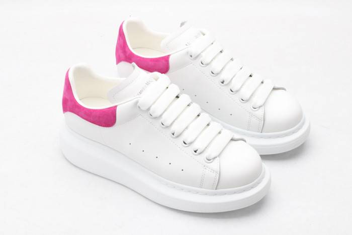 MQ Sneakers