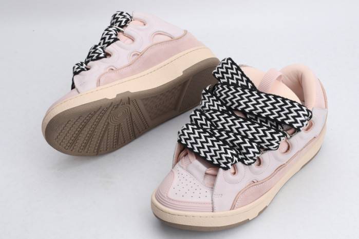 Lanu1n sneaker