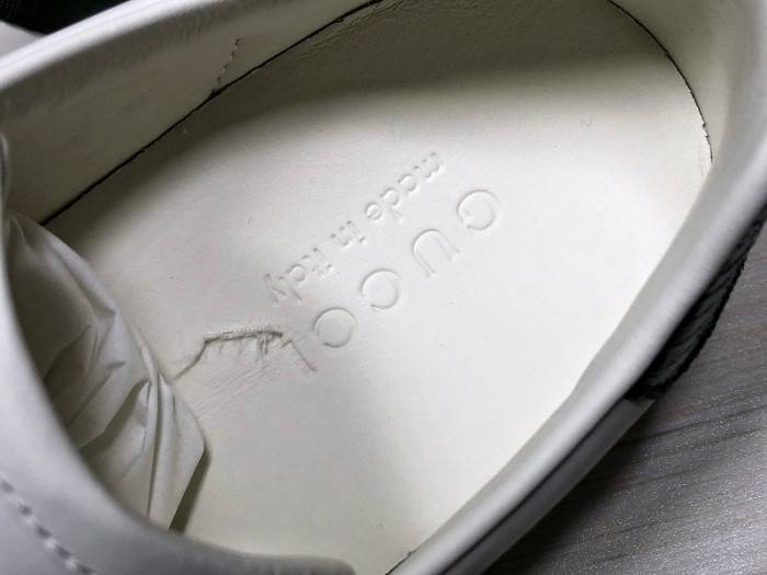 G*u*i ace embroidered low-top sneaker