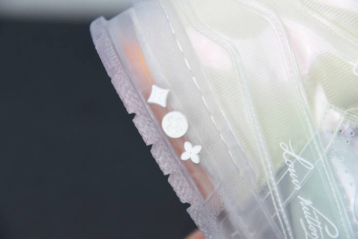 LOUI VUITTO SNEAKER