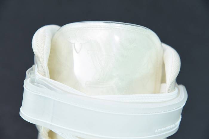 LOUI VUITTO SNEAKER