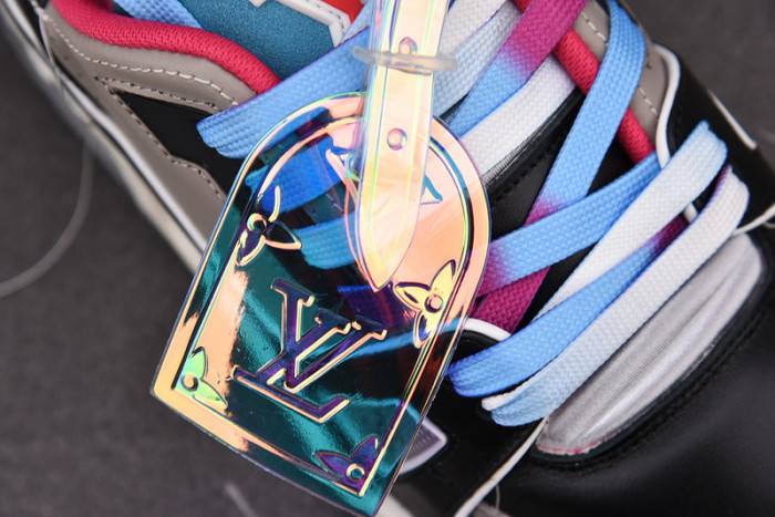LOUI VUITTO SNEAKER