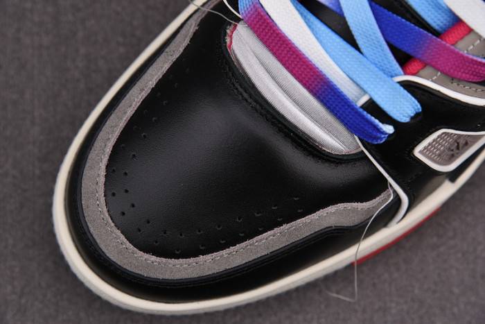 LOUI VUITTO SNEAKER