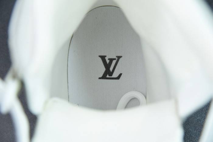 LOUI VUITTO SNEAKER