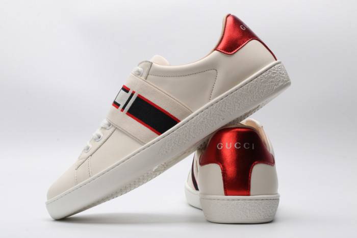 G*u*i ace embroidered low-top sneaker