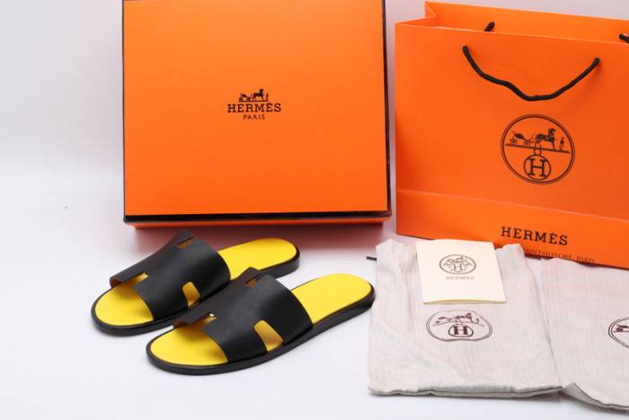 HERM*S SLIPPERS