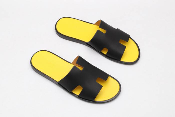 HERM*S SLIPPERS
