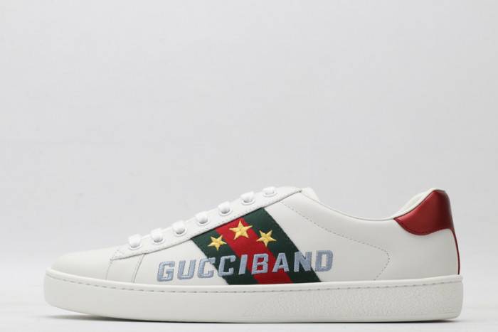 G*u*i ace embroidered low-top sneaker 603693 0fi10 9069