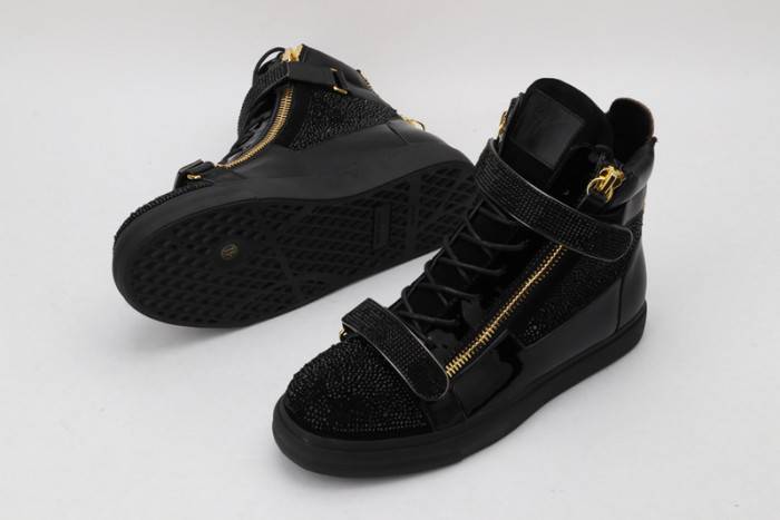 GZ SNEAKER