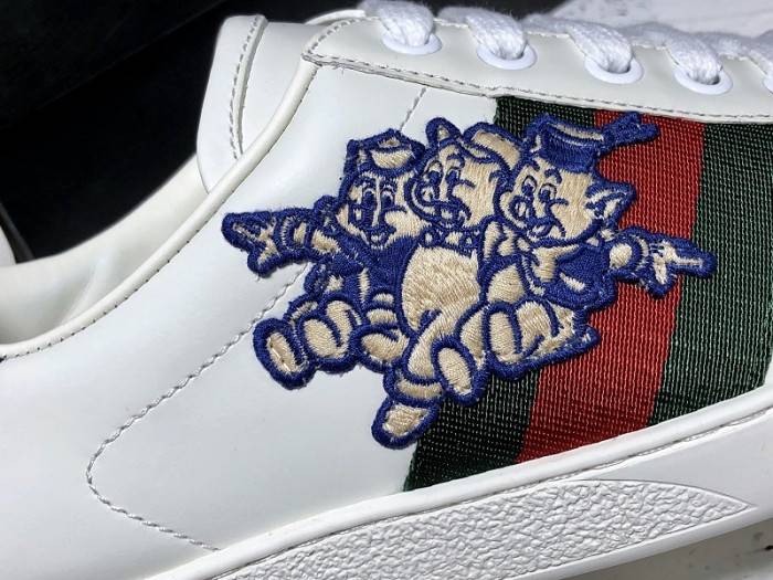 G*u*i ace embroidered low-top sneaker