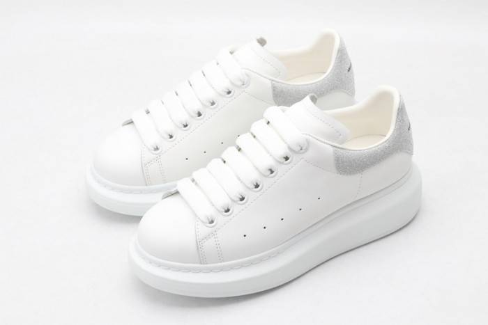 MQ Sneakers