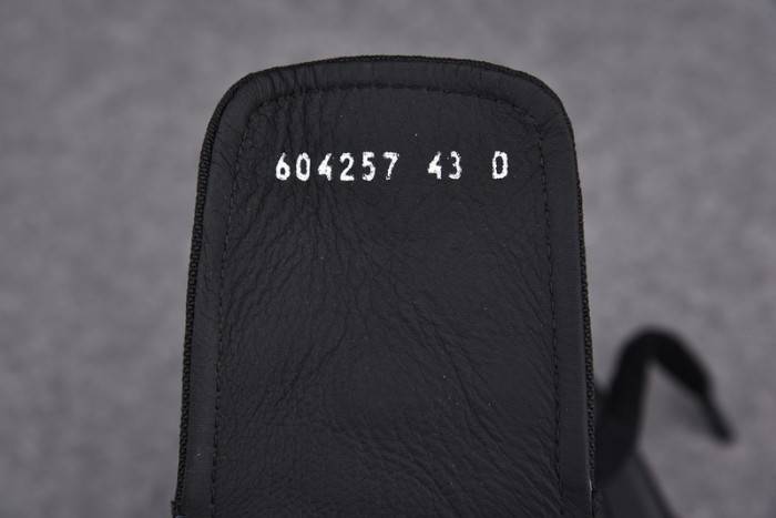 MQ Sneakers