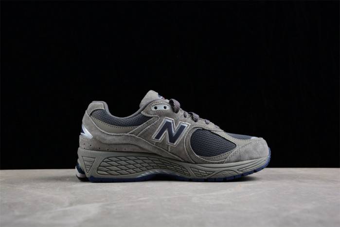 new Ba1an*e 2002r gore-tex “castlerock” m2002rxc