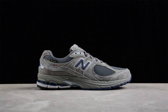new Ba1an*e 2002r gore-tex “castlerock” m2002rxc