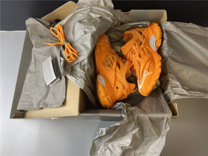 BLCG Track.2 Beige Blue Orange (W) 568615W2GN55817