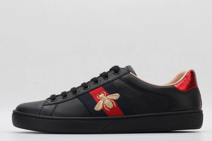 G*u*i ace embroidered low-top sneaker