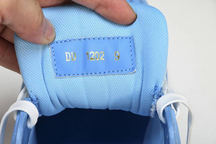 LOUI VUITTO SNEAKER