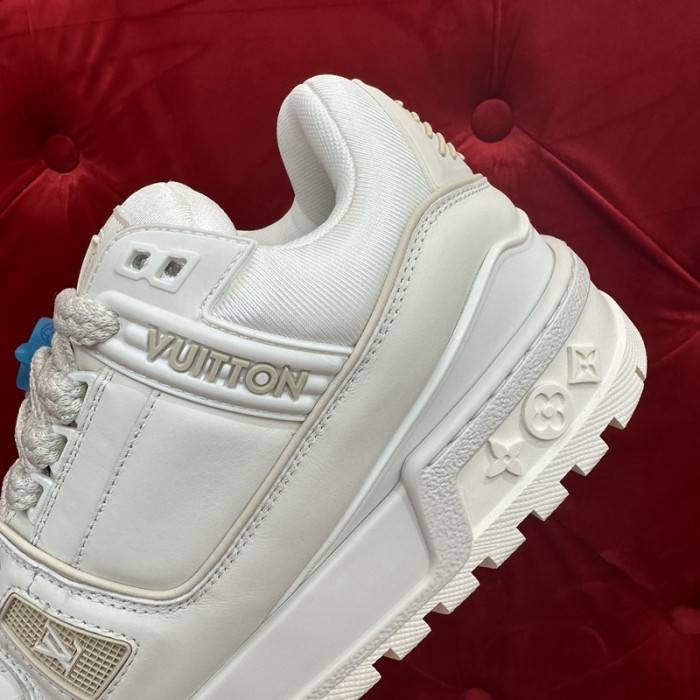 LOUI VUITTO SNEAKER