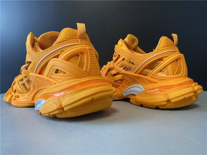 BLCG Track.2 Beige Blue Orange (W) 568615W2GN55817