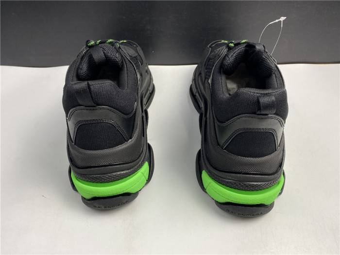 BLCG Sneaker Triple.s.Gomma black and green 524039-W2PW1-4881