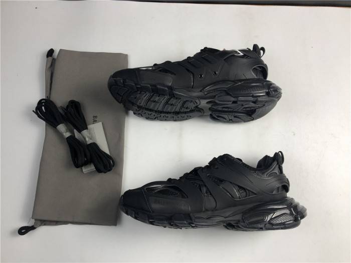 BLCG Track Trainer Black 542023 W3GB1 7302