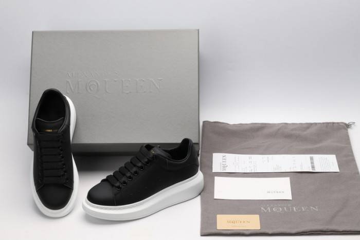 MQ Sneakers
