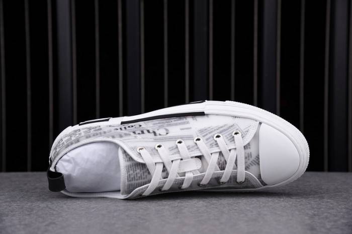 D10R B23 OBLIQUE LOW TOP SNEAKER