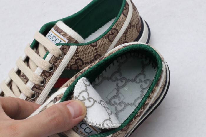 G*u*i rhyton sneaker