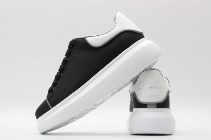 MQ Sneakers