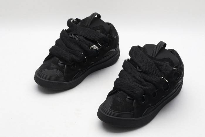 Lanu1n sneaker