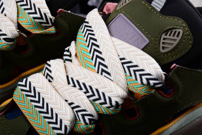 Lanu1n sneaker