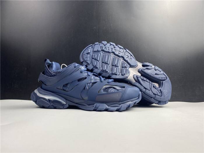 BLCG Track Trainer Dark Navy lighted 542023 W2LA1 4107