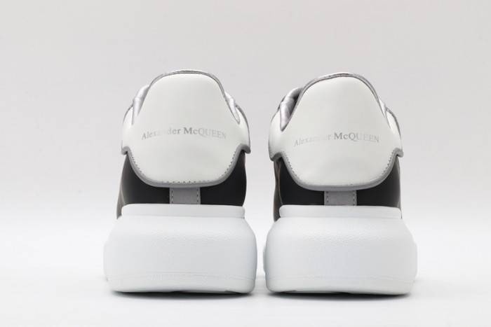 MQ Sneakers