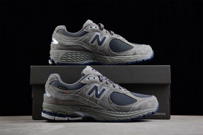 new Ba1an*e 2002r gore-tex “castlerock” m2002rxc