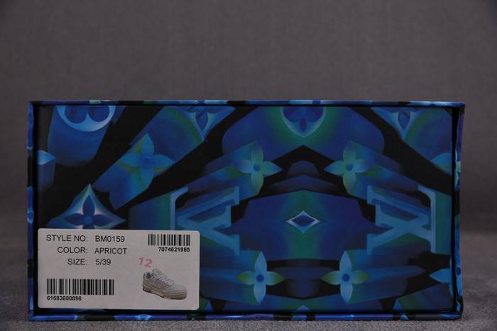 LOUI VUITTO SNEAKER