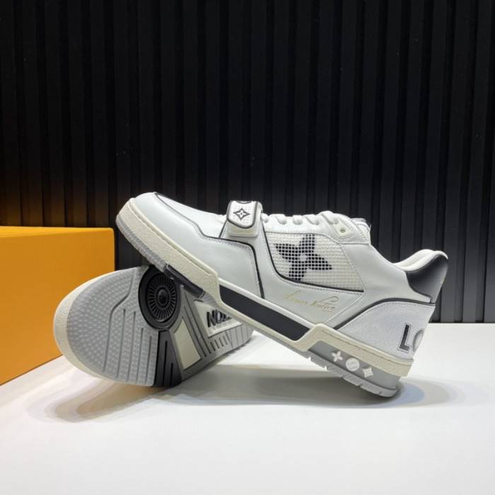 LOUI VUITTO SNEAKER