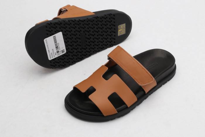 HERM*S SLIPPERS